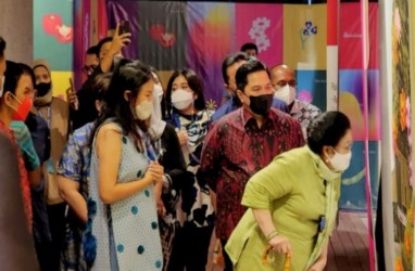 Megawati Keliling Gedung Sarinah Ditemani Erick Thohir