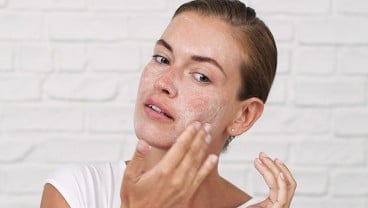 Manfaat Exfoliasi untuk Kecantikan dan Kesehatan Kulit Anda