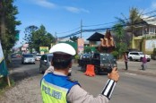 Selain Pakai Sandal Jepit, Tak Menggunakan Helm SNI juga Akan Ditilang
