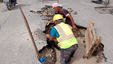 PDAM Pekanbaru Lakukan Perbaikan Kebocoran Pipa Berumur Tua