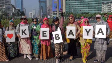Melestarikan Kebaya Sebagai Warisan Leluhur