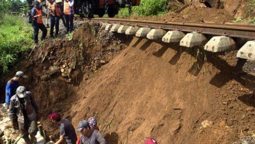 Penanganan Longsor Selesai, KA Pangrango Bogor-Sukabumi Kembali Beroperasi