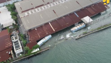 Lagi! Kena Banjir Rob, Ini Kondisi Pelabuhan Tanjung Emas