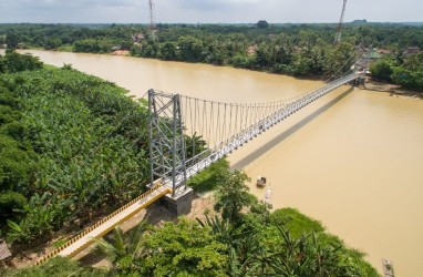 PUPR Bangun 410 Jembatan Gantung di Indonesia Selama 2015-2021