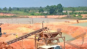 TATA KELOLA PERTAMBANGAN BAUKSIT : Larangan Ekspor Hadapi Tantangan