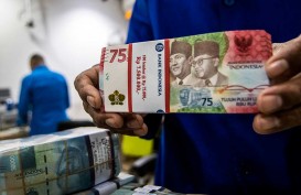 Rupiah Dibuka Menguat di Awal Pekan, Indeks Dolar AS Loyo