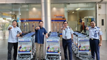 Dukung Optimalisasi Pelayanan Kepada Penumpang, PKT Salurkan 25 Unit Troli ke Bandara APT Pranoto Samarinda