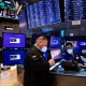Wall Street Ditutup Anjlok Terbebani Pelemahan Saham Teknologi