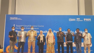 Wanita Ultra Mikro Mengikuti Pelatihan PNM Sehingga Dapat NIB dan Menjadi Merchant Grab di Makassar