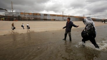 Puluhan Migran Ilegal Ditemukan Tewas di Dalam Truk di San Antonio