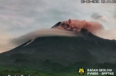 Gunung Merapi Mengalami 75 Kali Gempa Guguran 