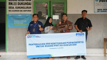 PNM Serahkan 250 Kentongan Purwokerto ke Ruang Pintar Dukuh Dai