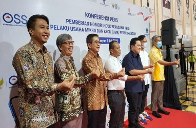 HIPMI dan BKPM Bagikan Nomor Induk Berusaha ke 550 UMKM Solo