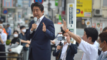 Mantan PM Jepang Shinzo Abe Ditembak, Bursa Nikkei Masih Kuat