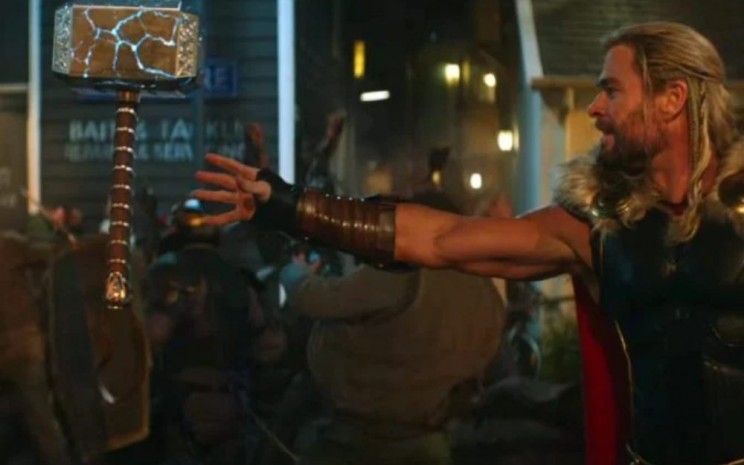 Thor: Love and Thunder Menuju Pendapatan Rp2,17 Triliun di Pekan Pertama