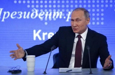 Beda Gaya Putin dan Biden Saat Ucapkan Perayaan Iduladha