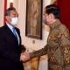 Jokowi Terima Kunjungan Kehormatan Menlu China, Apa yang Dibahas?
