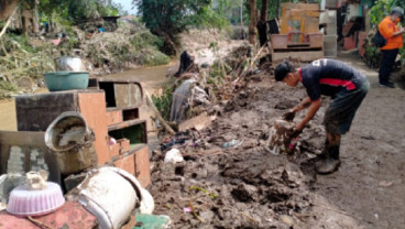 Usai Banjir Bandang Garut, DSDA Jabar Bangun Pengaman Tanggul Kritis