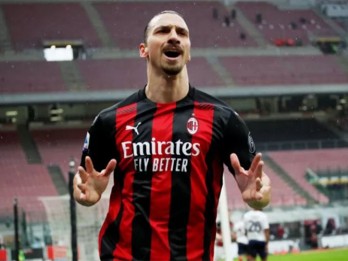AC Milan Resmi Perpanjang Kontrak Zlatan Ibrahimovic