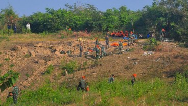 Foto-foto Lokasi Jatuhnya Pesawat T50i Golden Eagle di Blora