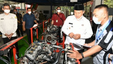 63 Industri Pantau Skill 581 Siswa SMK di LKS Tingkat Provinsi Jabar