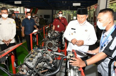 63 Industri Pantau Skill 581 Siswa SMK di LKS Tingkat Provinsi Jabar