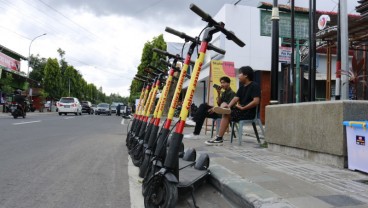 Pelaku Usaha Keluhkan Larangan Penyewaan Skuter Listrik di Malioboro