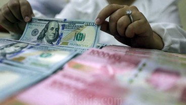 Rupiah Dibuka Menguat saat Dolar AS Melemah jelang FOMC