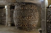 Catacombs, Labirin Bawah Tanah di Paris yang Jadi Tempat Pesta Kripto