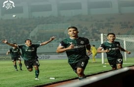 Hasil Liga 1: Gol Penalti Pastikan Kemenangan Persikabo atas Persebaya