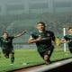 Hasil Liga 1: Gol Penalti Pastikan Kemenangan Persikabo atas Persebaya