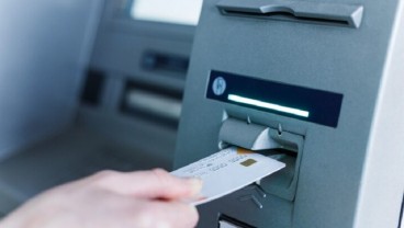 Kartu ATM dan Debit Bakal Hilang 5 Tahun ke Depan? Ini Kata Pengamat