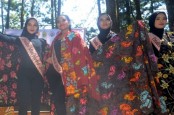 Puluhan Pembatik Cilik Ciptakan Karya Batik Tulis