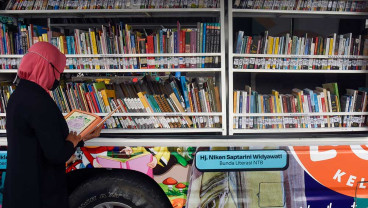 Mobil Kafe Literasi Keliling di NTP Suguhkan Kopi Gratis dan 400 Buku