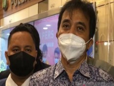 Roy Suryo Penuhi Panggilan Penyidik Polda Metro Hari Ini