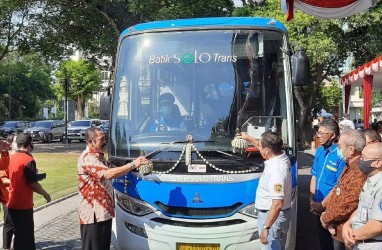 Bus BTS Tak Selamanya Gratis, Pemerintah Bahas Tarifnya