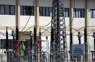 PLN Bangun Jaringan Transmisi Terpanjang di Kalimantan Barat