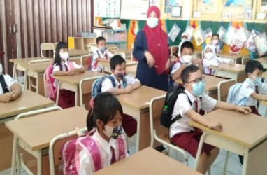 Mendikbudristek Hentikan Sementara PTM jika Ditemukan Kasus Covid-19 di Sekolah