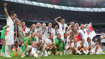 Dramatis, Timnas Inggris Juara Piala Eropa Wanita 2022