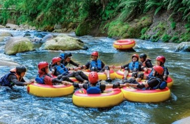 Tiga Spot River Tubing Rekomendasi Smiling West Java