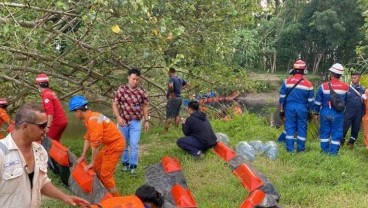 Pertamina Perbaiki Pipa BBM yang Bocor di Cilacap-Bandung