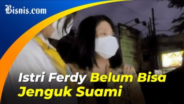 Kunjungi Mako Brimob, Istri Ferdy Sambo Menangis
