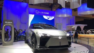GIIAS 2022,  Lexus Jembreng Semua Mobil Listrik termasuk UX 300 e