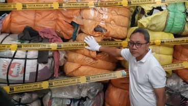 Mendag Bakar Baju Bekas Impor Rp9 Miliar, Bahaya Buat Kesehatan!