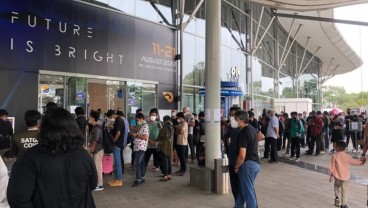 Suasana GIIAS 2022 Hari Ke-2, Pengunjung Mulai Antre Sebelum Dibuka