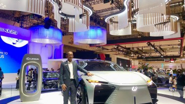 Lexus Ungkap Kesiapan UX 300e untuk KTT G20