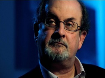 Kontroversi Salman Rushdie, Fatwa dan Janji Hadiah Ayatollah Ruhollah Khomeini
