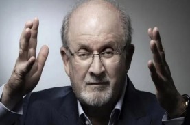 Pelaku Penikaman Salman Rushdie Ajukan Pembelaan Tak…