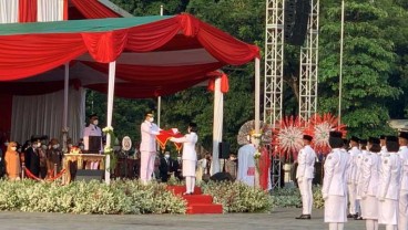 Anies Pimpin Upacara Peringatan HUT ke-77 Kemerdekaan Indonesia di Monas