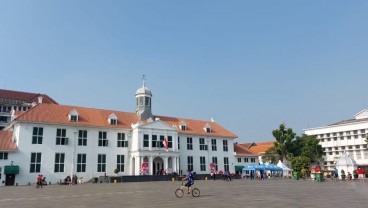 Semarak HUT ke-77 RI 17 Agustus, Warga Mulai Datang ke Kota Tua Jakarta